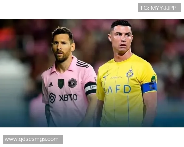 足球巨星巅峰对决:梅西与C罗谁主沉浮,足坛新纪录即将诞生 足球巨星巅峰对决:梅西与C罗谁主沉浮,足坛新纪录即将诞生