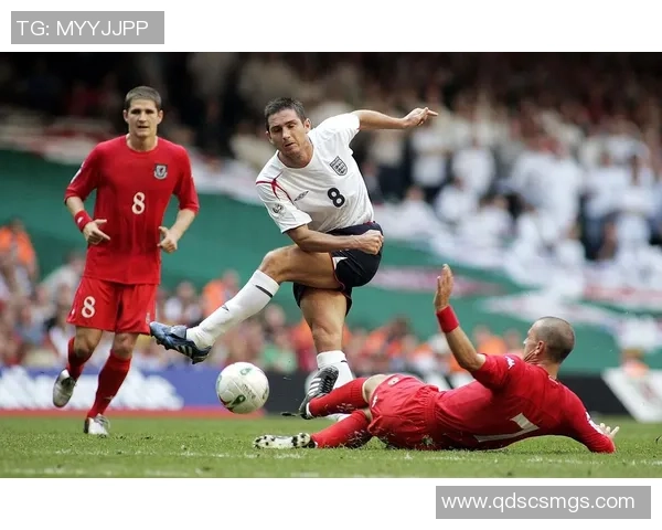 足球历史百大球星之一兰帕德:蓝军传奇与英格兰中场大师的辉煌历程 足球历史百大球星之一兰帕德:蓝军传奇与英格兰中场大师的辉煌历程