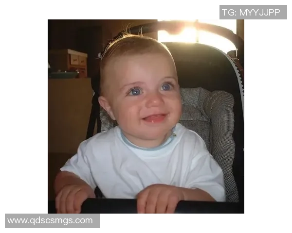 足球界蓝眼睛球星盘点 谁是最具魅力的蓝眼神锋 足球界蓝眼睛球星盘点 谁是最具魅力的蓝眼神锋